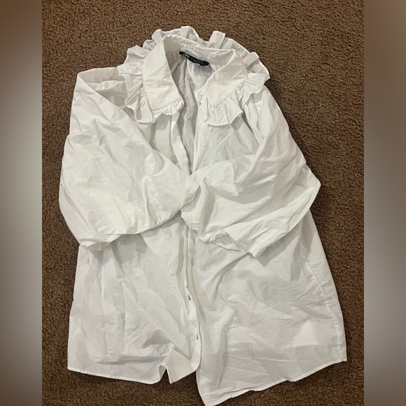 Zara Poplin Puff Short Sleeve and Ruffle Collar - Picture 3 of 10